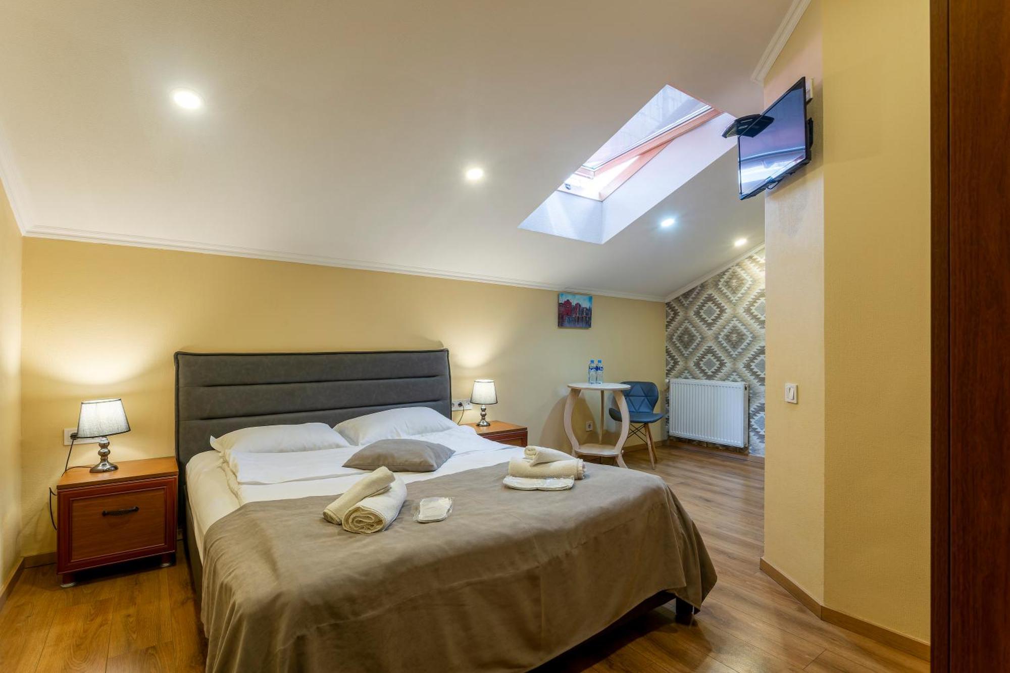 Hotel Middleton Tbilisi Exterior photo